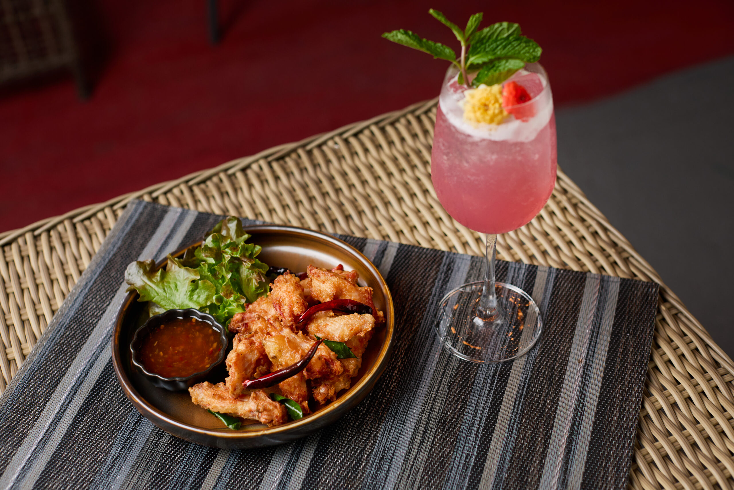 Best Bar in Khao San : Sanay Rooftop Bar 3 FOOD SANAY BAR10