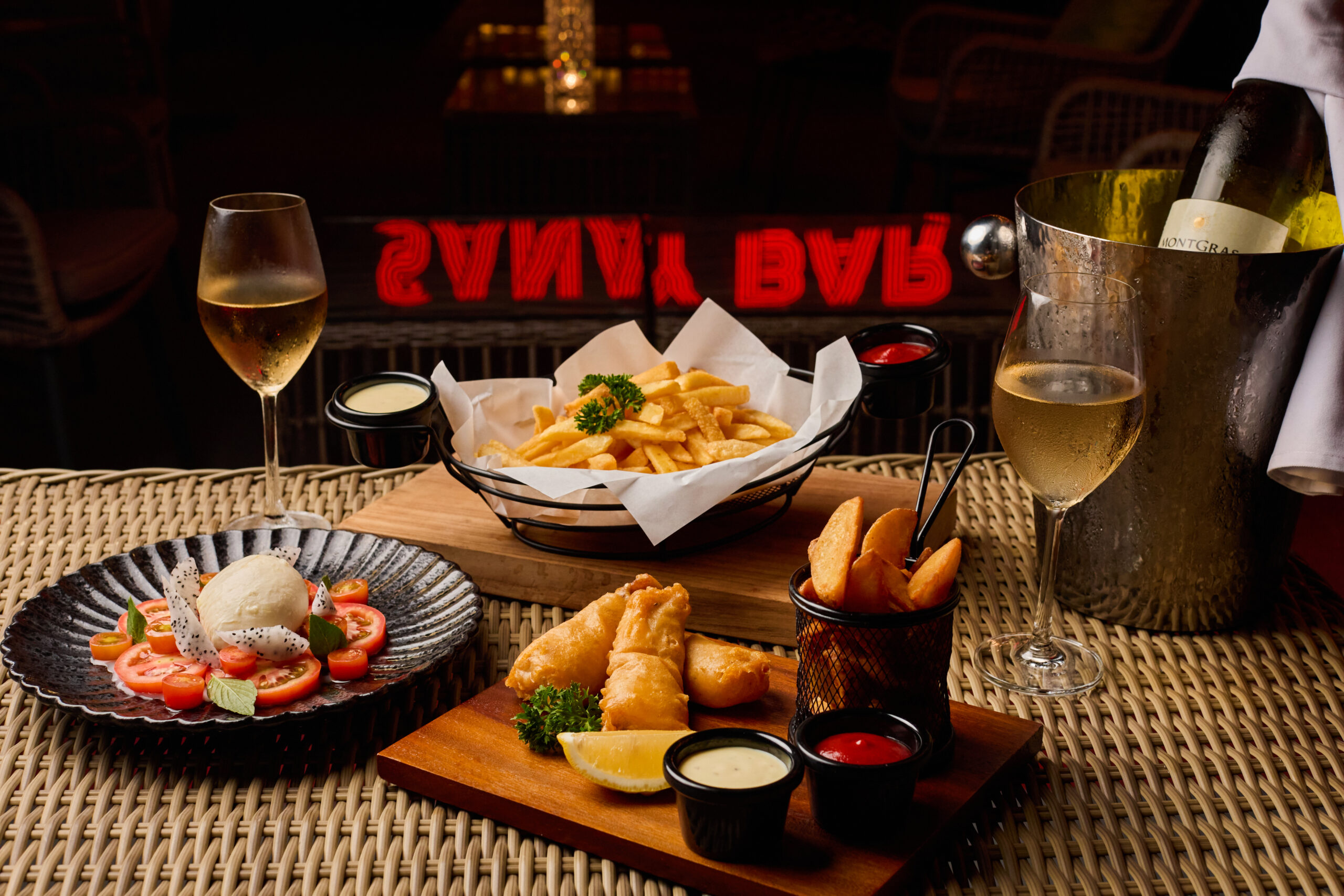 Best Bar in Khao San : Sanay Rooftop Bar 2 FOOD SANAY part sanay